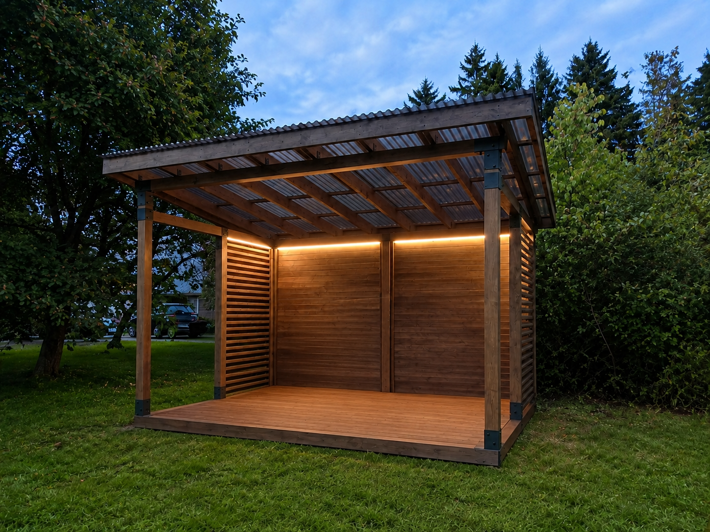 Forma modular structure in a home garden.